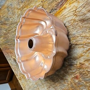 Bundt Baking Pan